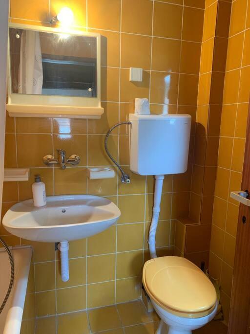 Holiday Home Fisherman'S Петровац Экстерьер фото